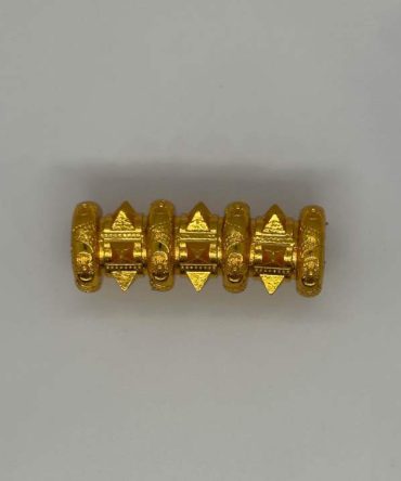 Traditional elegant gold plated Maili Tilhari